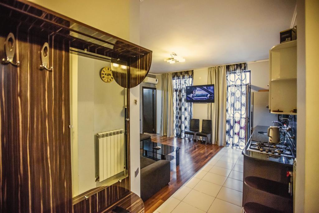 Voyage Flats Apartment Batumi Exterior photo