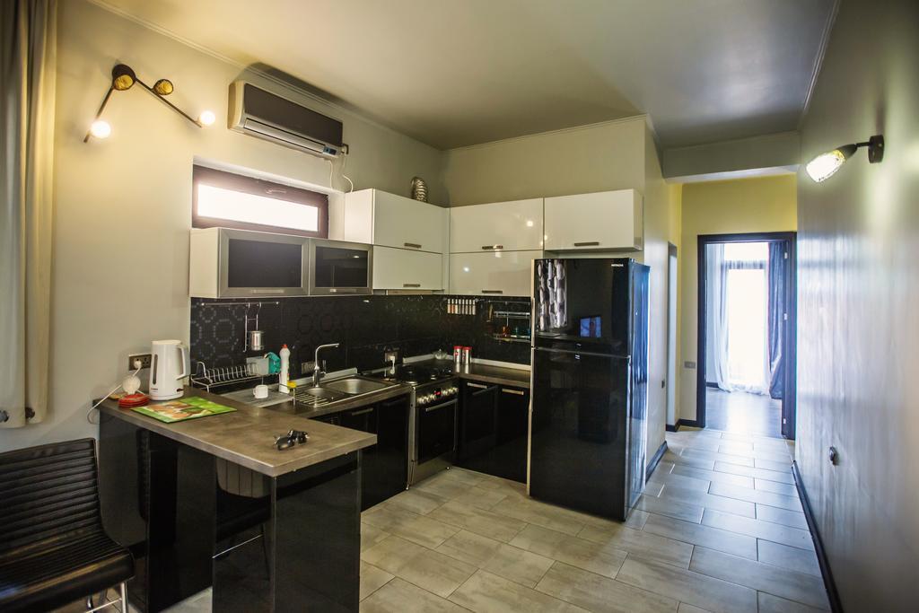Voyage Flats Apartment Batumi Exterior photo